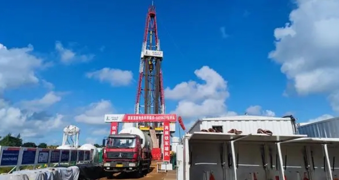 我國最深地熱科探井完鉆 助力深層地熱資源規(guī)?；_發(fā)利用-地大熱能